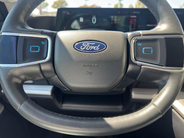 Certified 2025 Ford Expedition Active AWD/4WD image 16