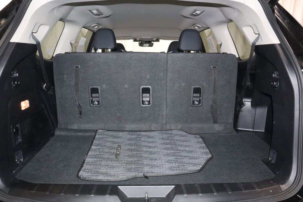 Used 2023 Subaru Ascent Limited AWD/4WD image 17