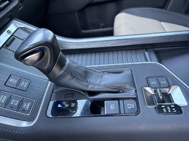 Used 2024 Lexus GX 550 AWD/4WD image 20