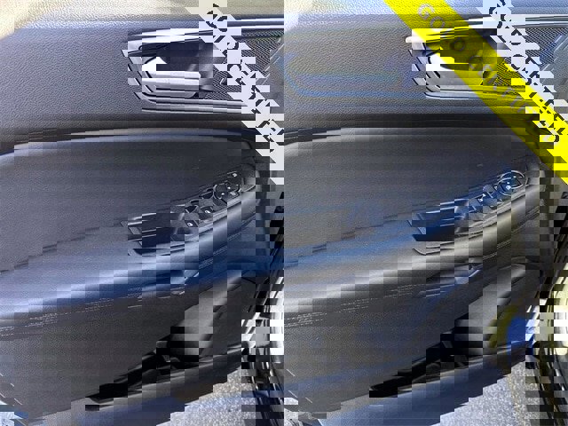 Certified 2024 Ford Edge SEL w/ Convenience Package image 10