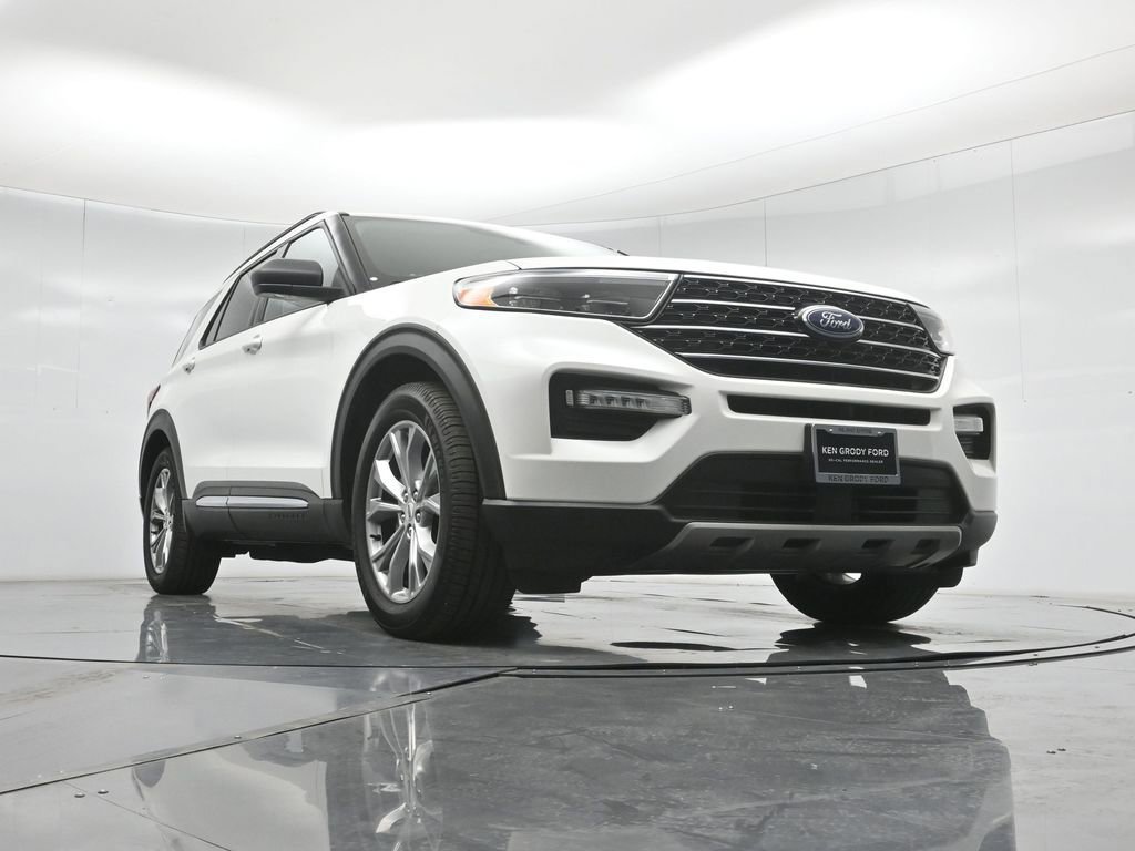 Certified 2021 Ford Explorer XLT w/ Equipment Group 202A RWD image 46