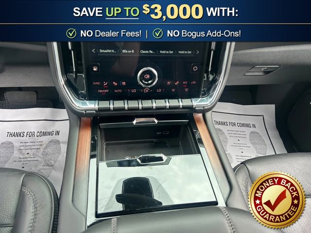 Used 2025 GMC Yukon Denali RWD image 20
