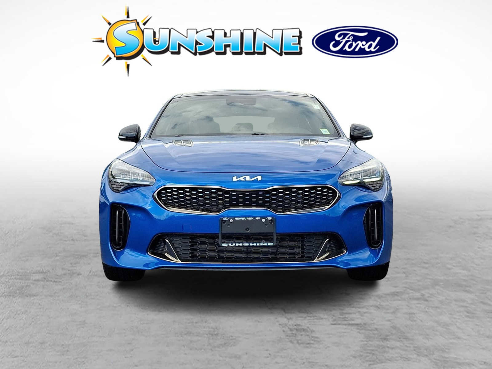Used 2023 Kia Stinger GT-Line w/ Sun & Sound Package AWD/4WD image 2