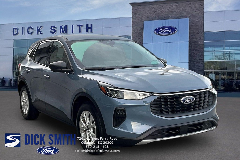 Certified 2024 Ford Escape Active w/ Tech Pack #1 FWD image 3