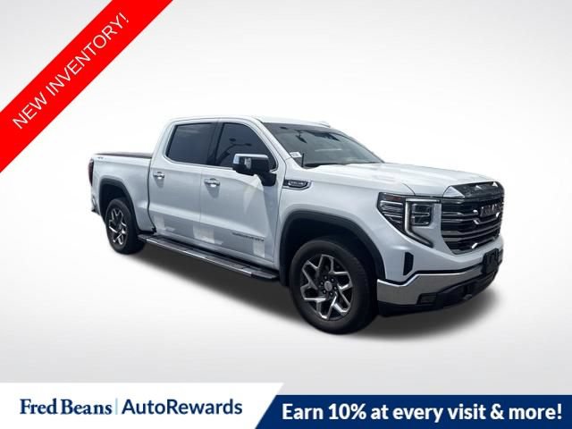 Used 2024 GMC Sierra 1500 SLT w/ SLT Premium Package AWD/4WD image 1