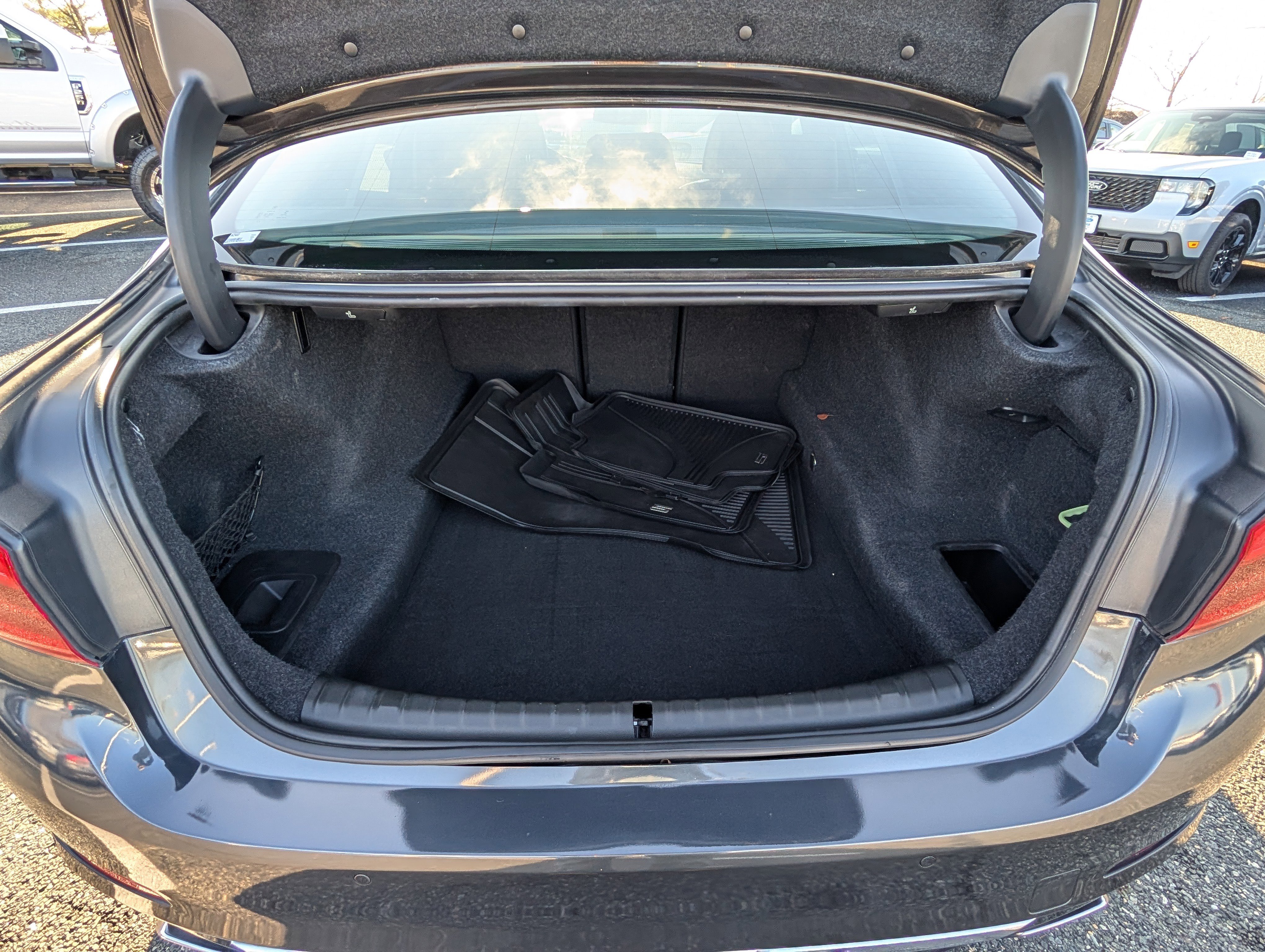 Used 2018 BMW 540i xDrive image 13