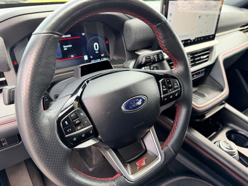Certified 2025 Ford Explorer ST RWD image 27