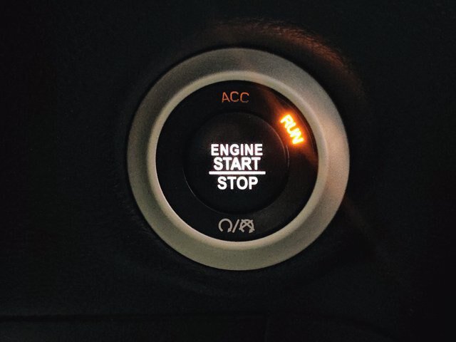 Used 2022 Chrysler Pacifica Touring FWD image 40