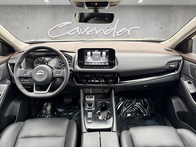 Used 2022 Nissan Rogue SL w/ SL Premium Package image 11