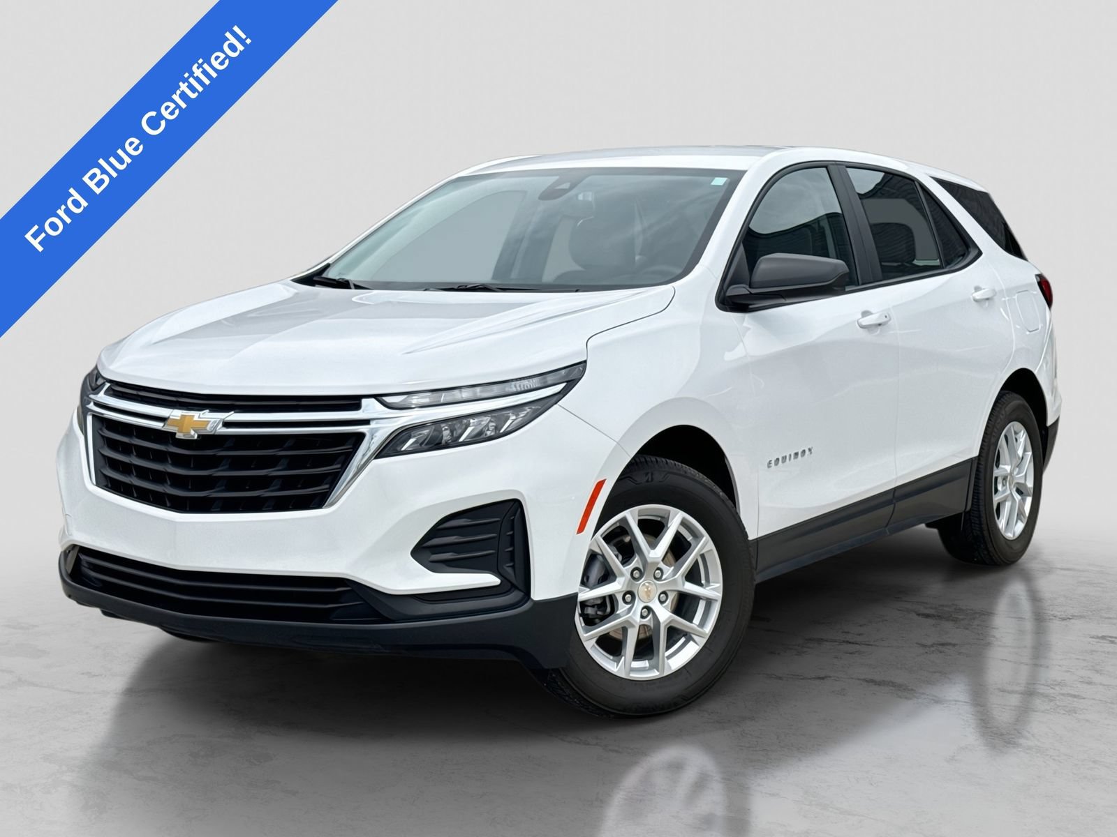 Used 2023 Chevrolet Equinox LS w/ LPO, Floor Liner Package AWD/4WD image 1