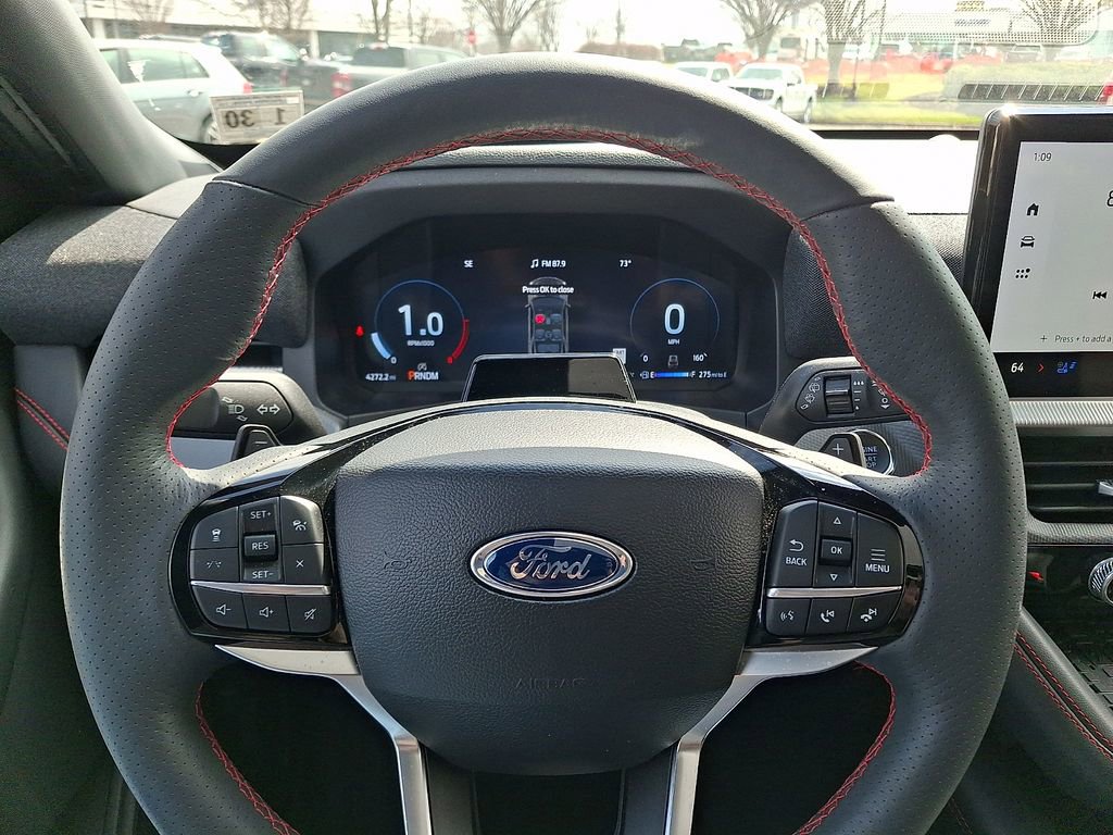 Certified 2025 Ford Explorer ST AWD/4WD image 19
