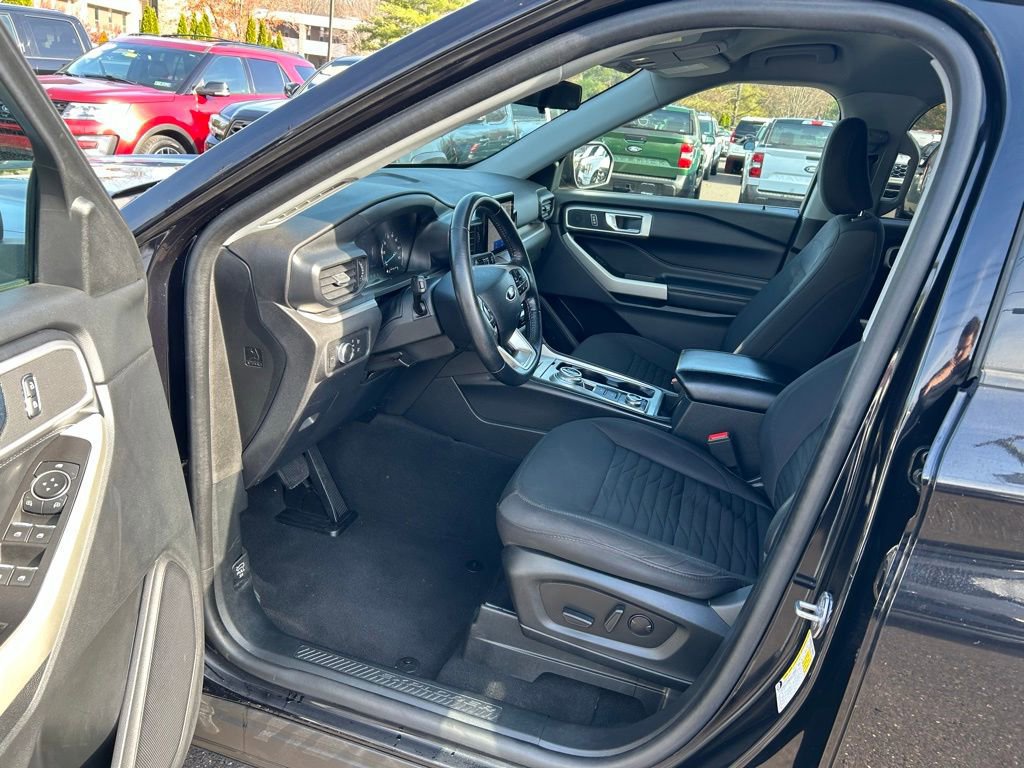 Certified 2021 Ford Explorer XLT image 14