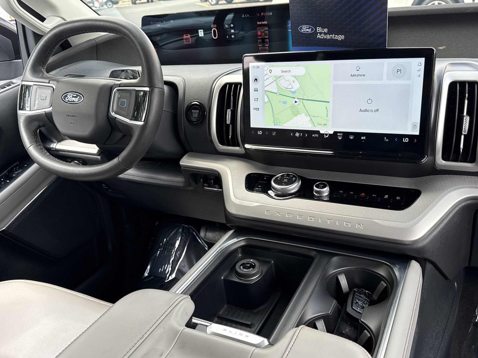 Certified 2025 Ford Expedition Active AWD/4WD video 3