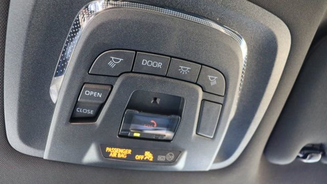 Used 2026 Toyota Crown Platinum image 33