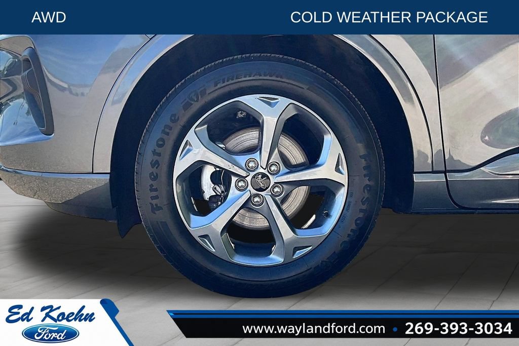 Certified 2023 Ford Escape ST-Line AWD/4WD image 9