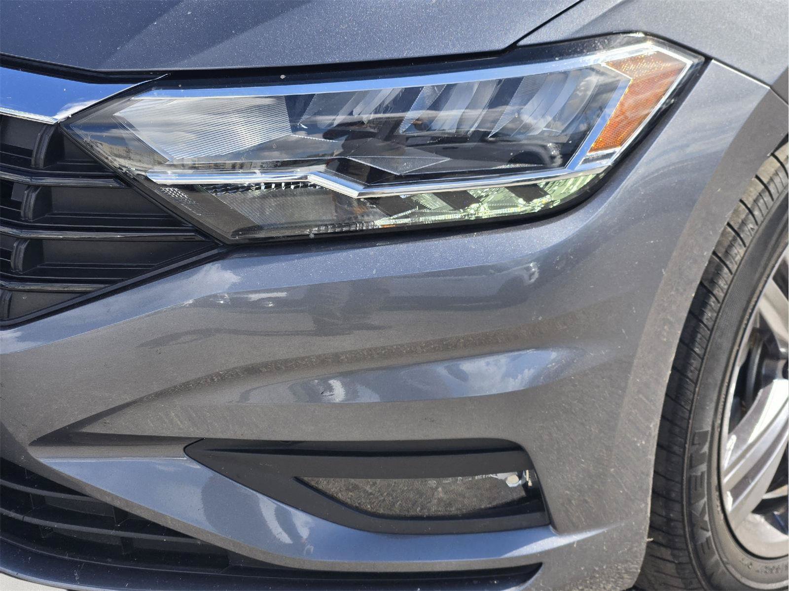 Used 2021 Volkswagen Jetta R-Line FWD image 9