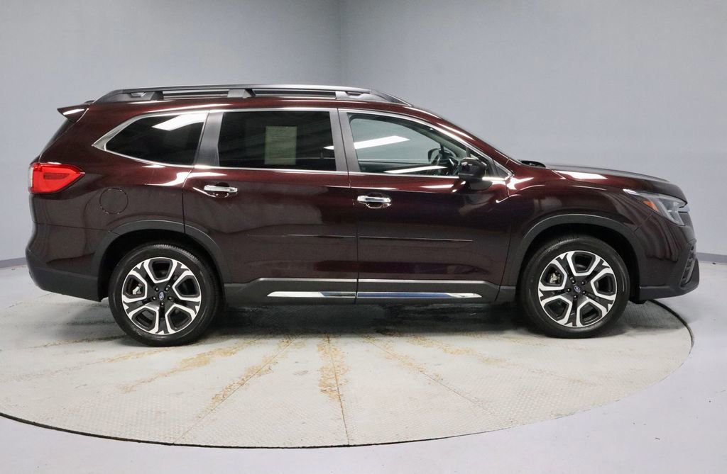 Used 2024 Subaru Ascent Touring image 6