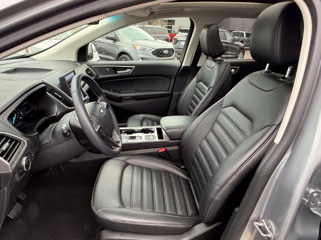 Certified 2024 Ford Edge SEL w/ Convenience Package AWD/4WD image 6