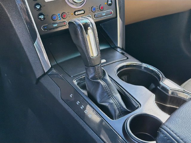 Certified 2017 Ford Explorer Limited FWD image 32