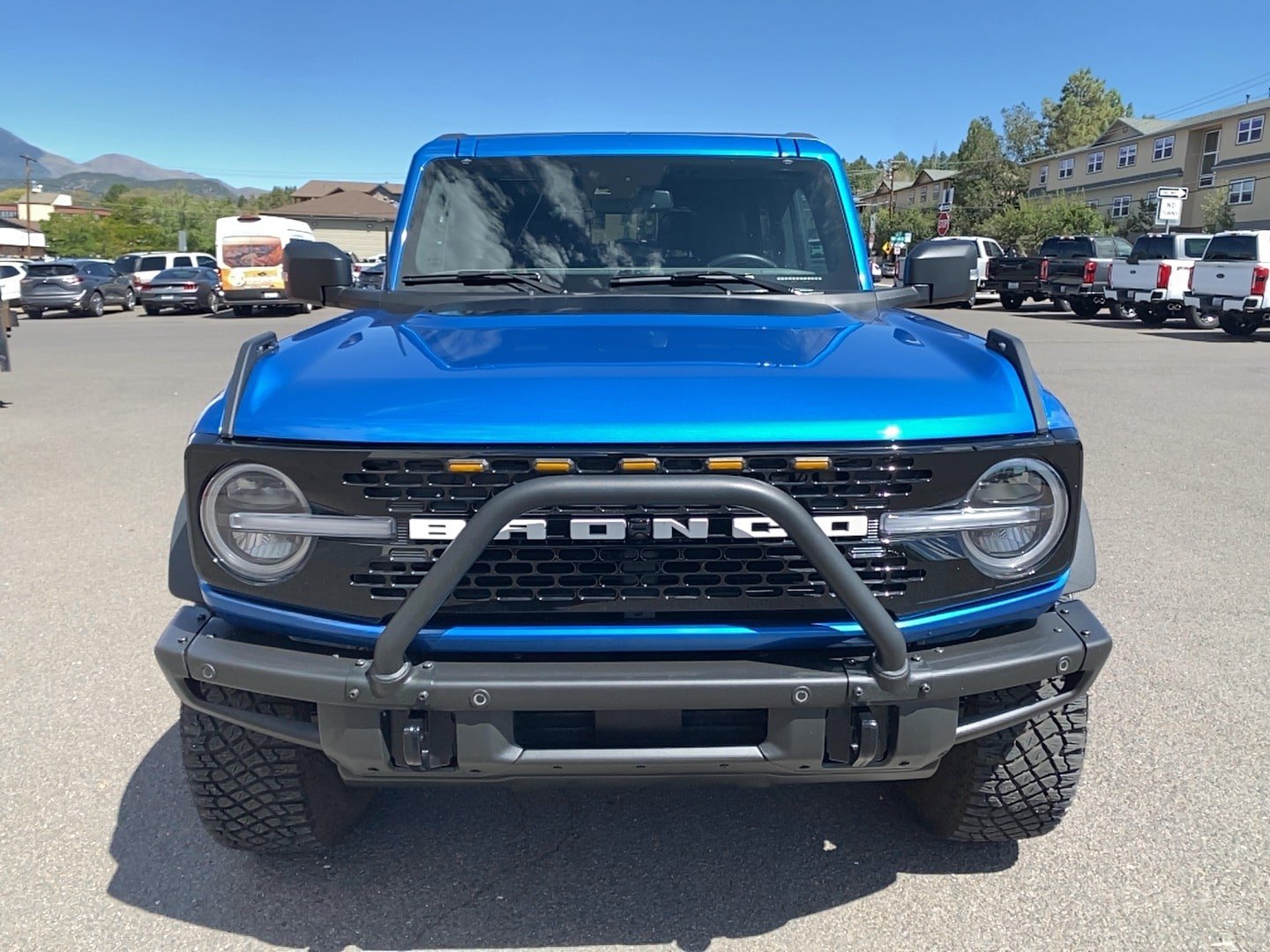 Certified 2023 Ford Bronco Wildtrak AWD/4WD image 3
