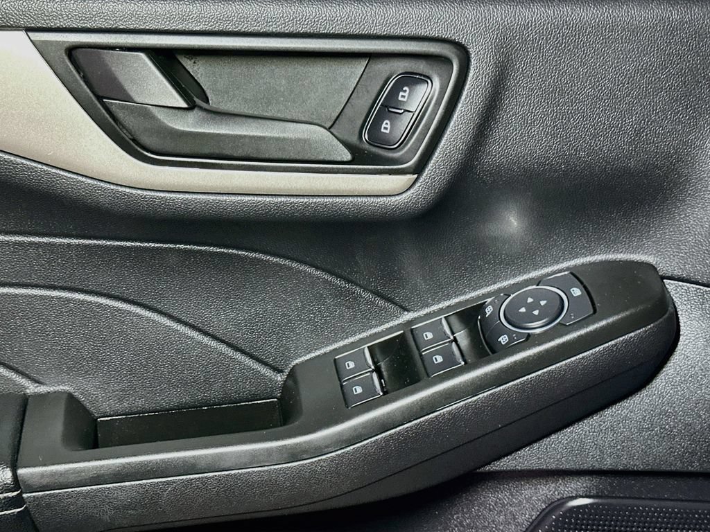 Certified 2022 Ford Escape SE AWD/4WD image 15