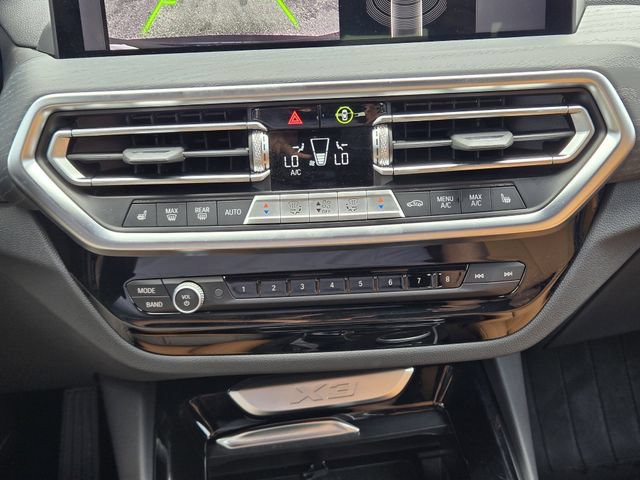 Used 2024 BMW X3 sDrive30i w/ Premium Package w/ZPA RWD image 18