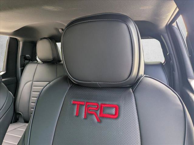 Used 2025 Toyota Tacoma TRD Off-Road w/ TRD Off Road Upgrade Package AWD/4WD image 15