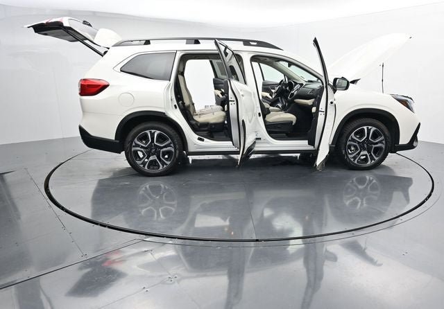 Used 2023 Subaru Ascent Limited AWD/4WD image 43