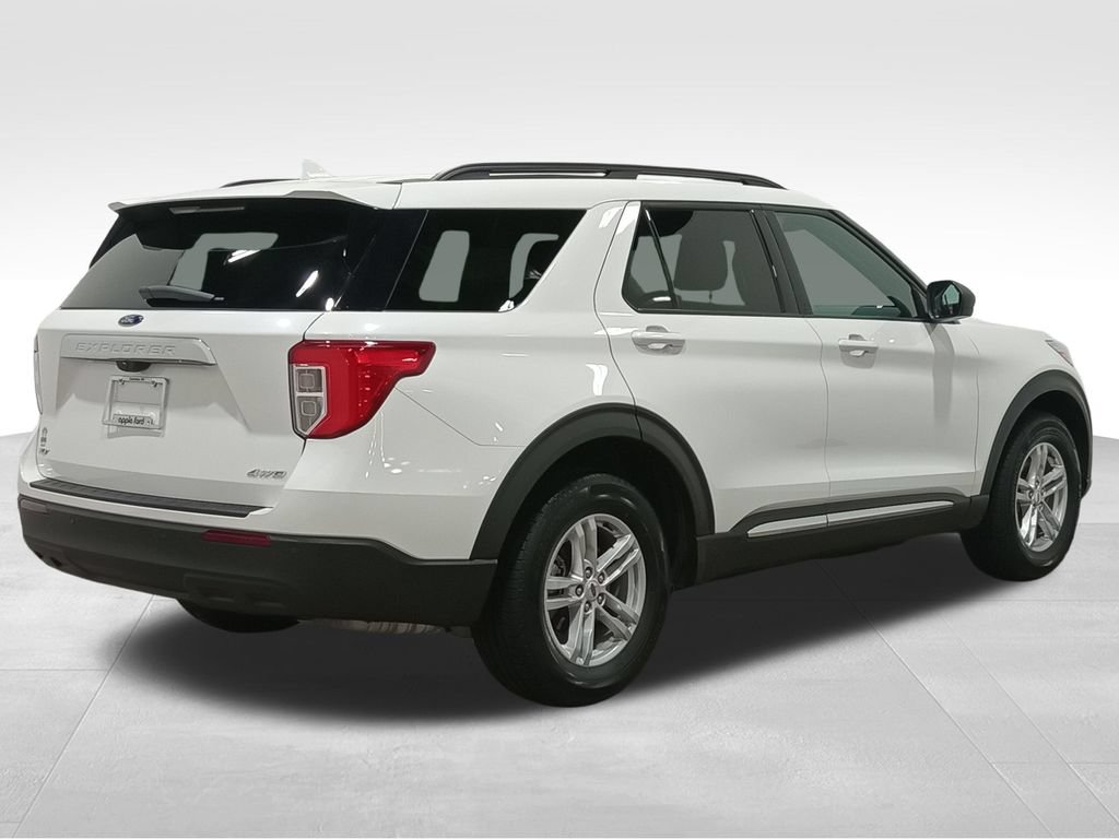 Certified 2023 Ford Explorer XLT AWD/4WD image 3