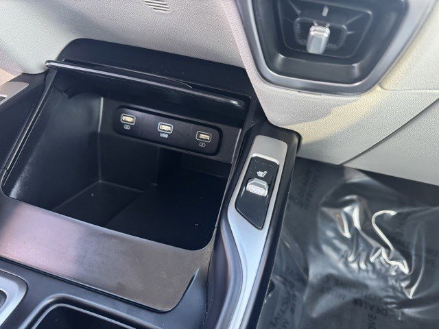 Used 2021 Kia Sorento S w/ Panoramic Sunroof Package image 24