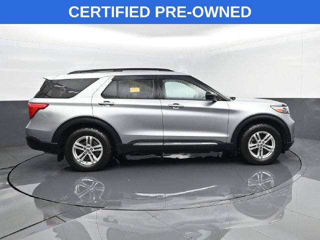 Certified 2020 Ford Explorer XLT w/ Equipment Group 202A AWD/4WD image 4