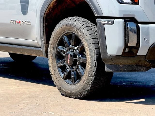 Used 2025 GMC Sierra 2500 AT4 w/ AT4 Premium Plus Package AWD/4WD image 5