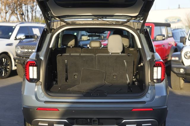 Certified 2025 Ford Explorer Active w/ Active Comfort Package image 33