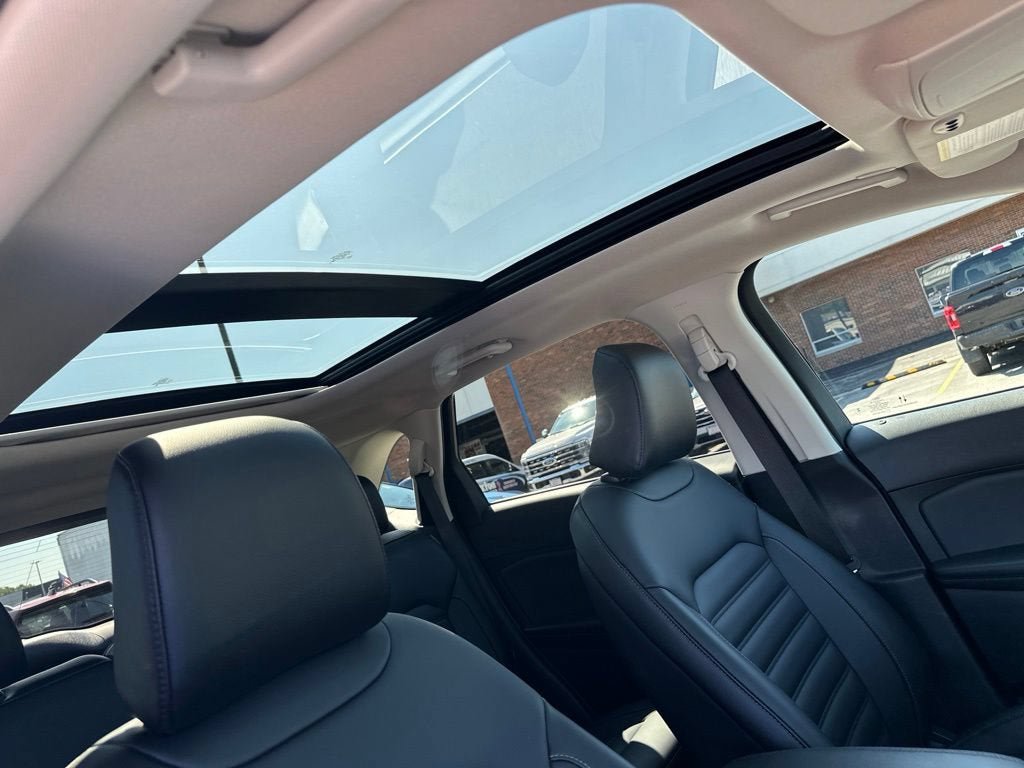 Certified 2024 Ford Edge SEL w/ Convenience Package AWD/4WD image 13