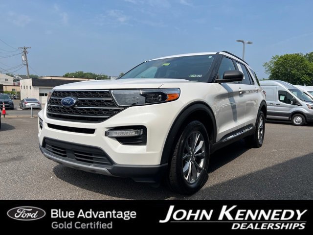 Certified 2022 Ford Explorer XLT w/ Equipment Group 202A image 5
