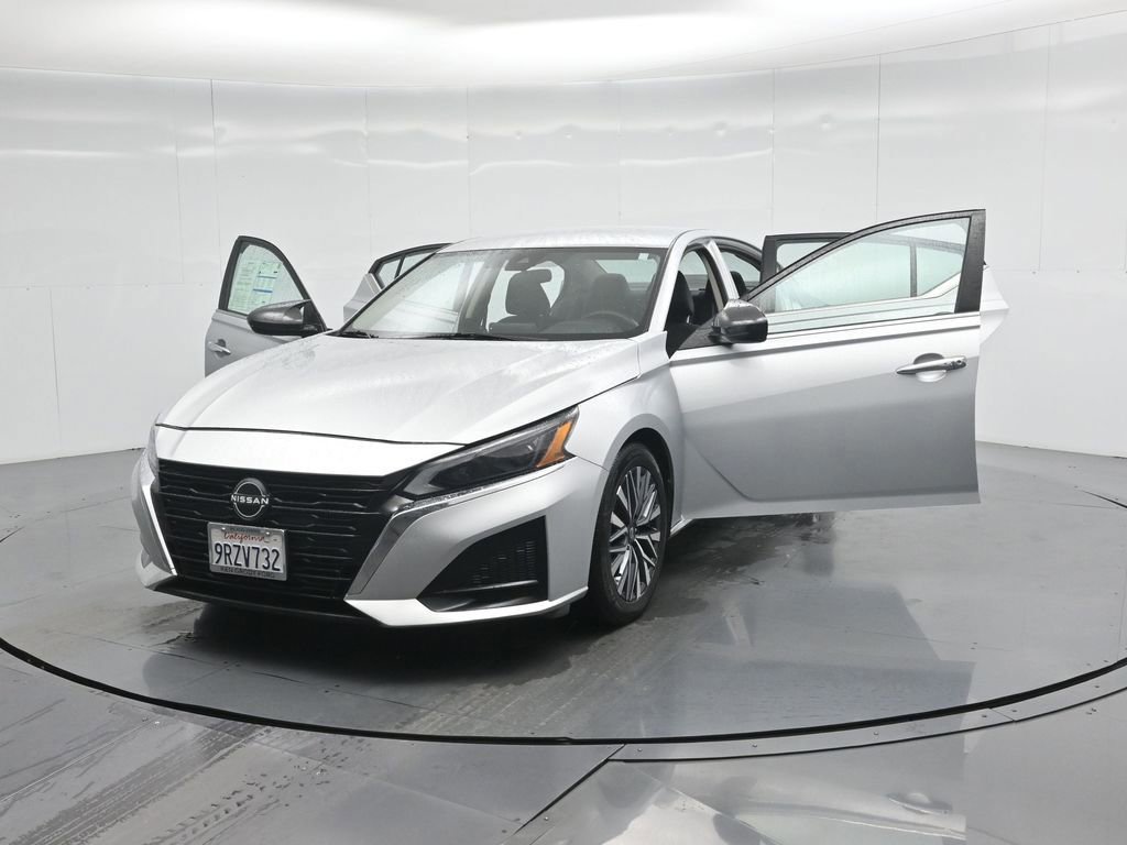 Used 2023 Nissan Altima 2.5 SV image 50