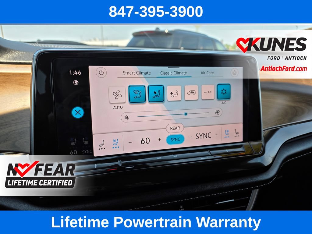 Used 2024 Volkswagen Atlas SE AWD/4WD image 45