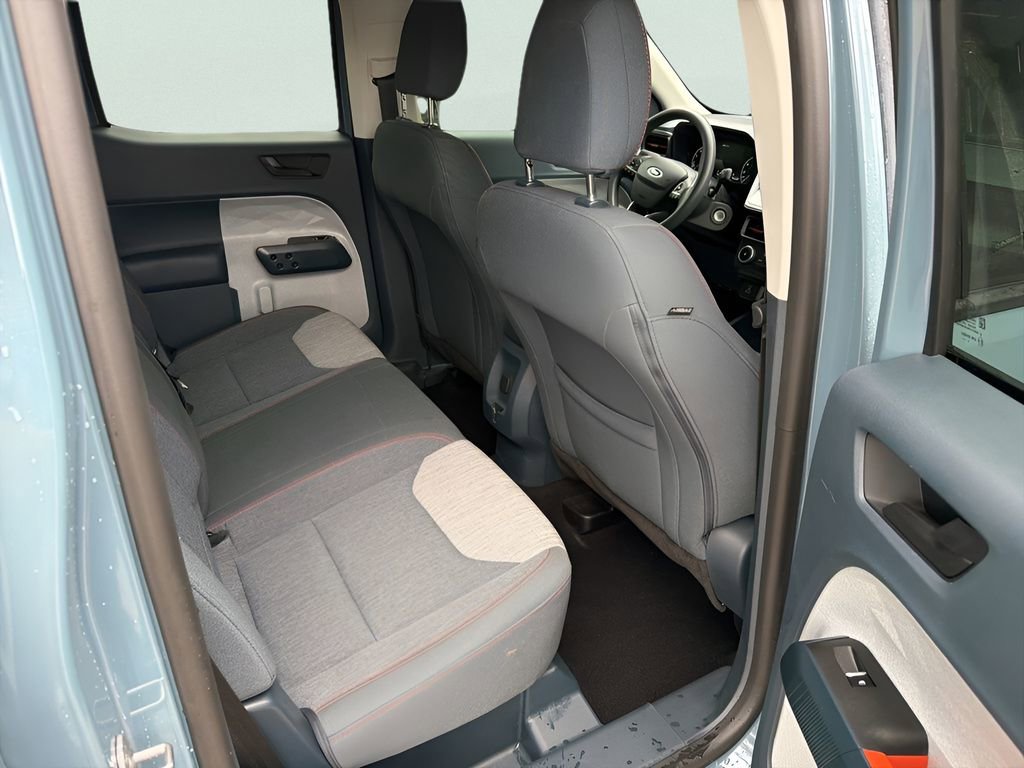 Certified 2022 Ford Maverick XLT image 9