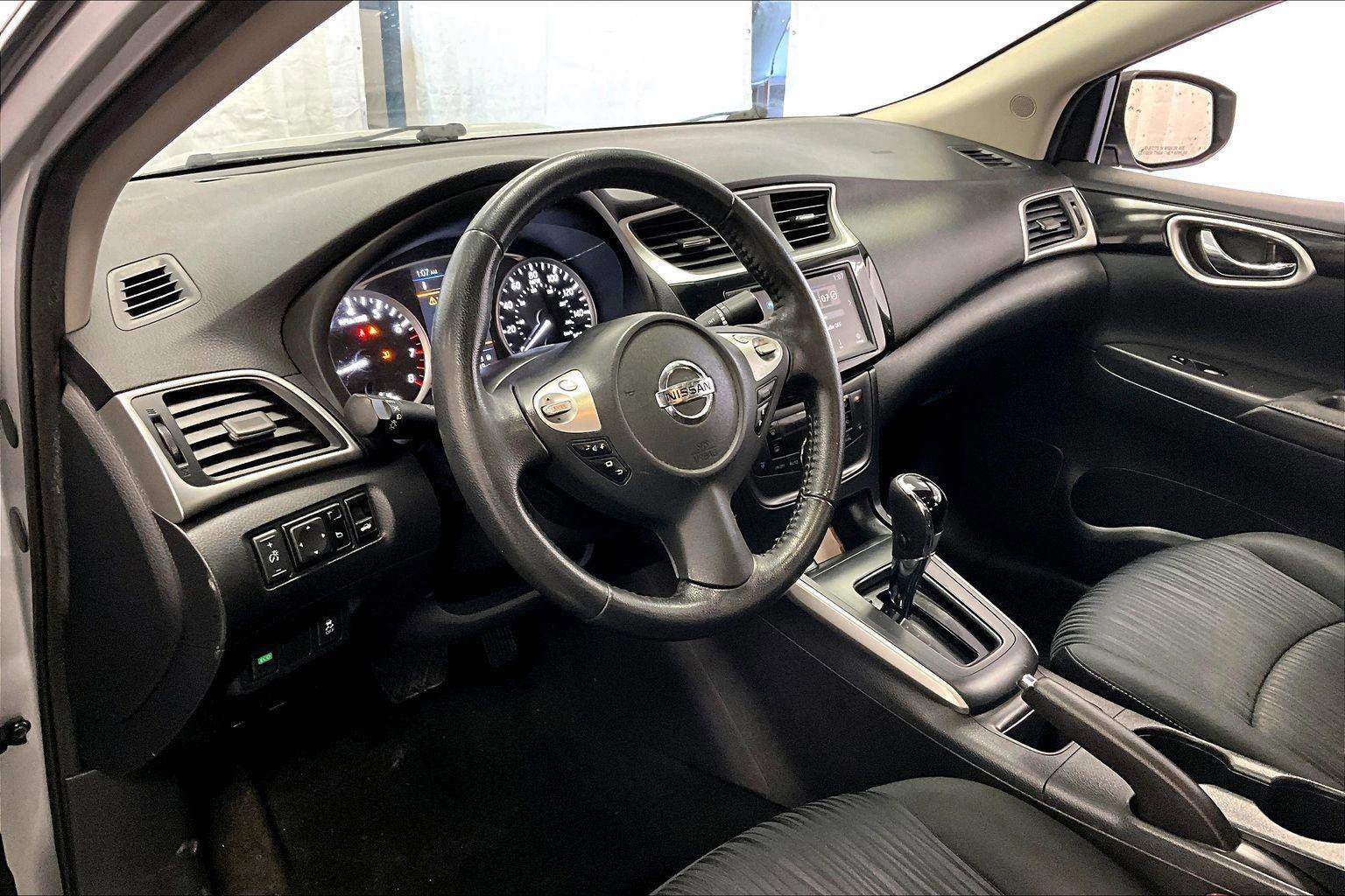 Used 2019 Nissan Sentra SV image 12