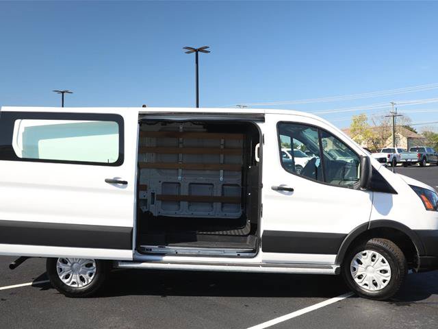 Certified 2025 Ford Transit 250 Low Roof w/ Exterior Upgrade Package RWD image 7