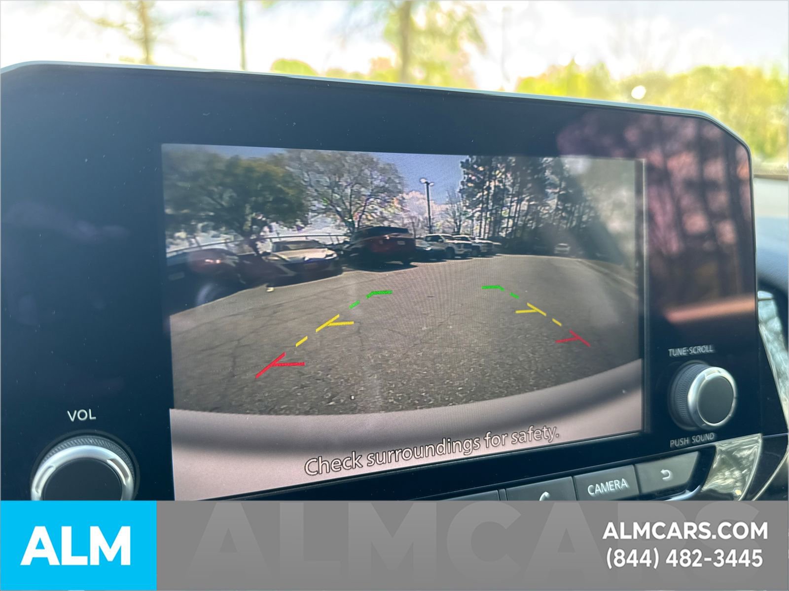 Used 2025 Nissan Pathfinder SV image 37