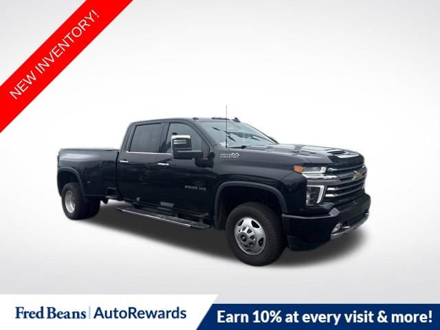 Used 2021 Chevrolet Silverado 3500 High Country w/ Snow Plow Prep/Camper Package AWD/4WD video 1