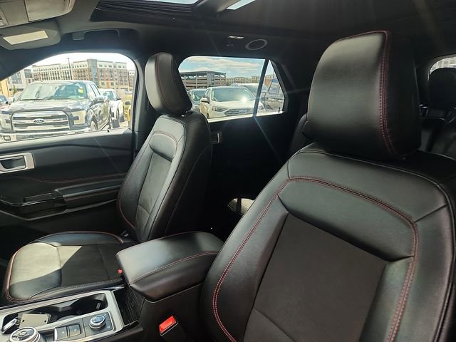 Certified 2023 Ford Explorer ST-Line w/ Class IV Trailer Tow Package AWD/4WD image 22
