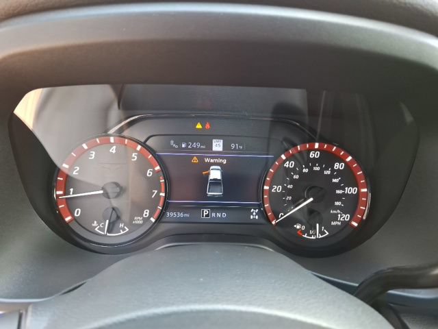 Used 2024 Nissan Titan PRO-4X w/ Pro-4x Convenience Package AWD/4WD image 21