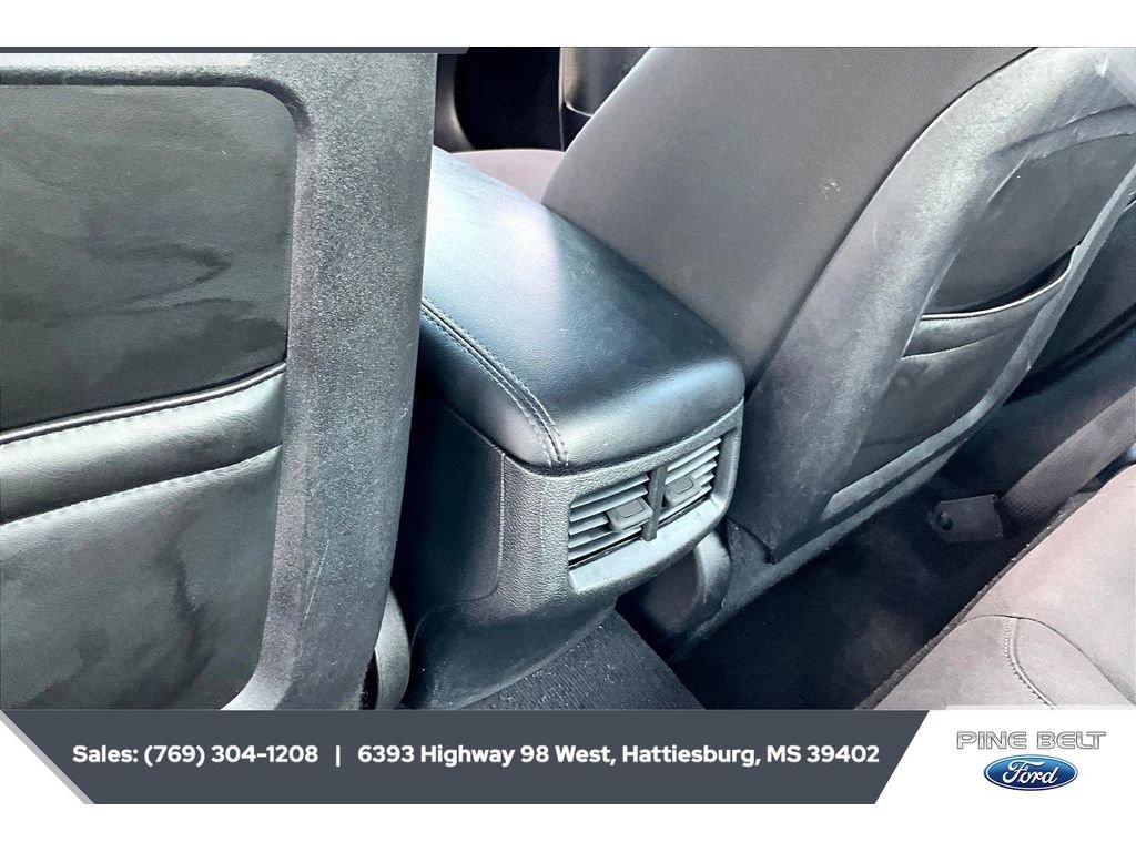 Used 2022 Dodge Challenger GT image 24