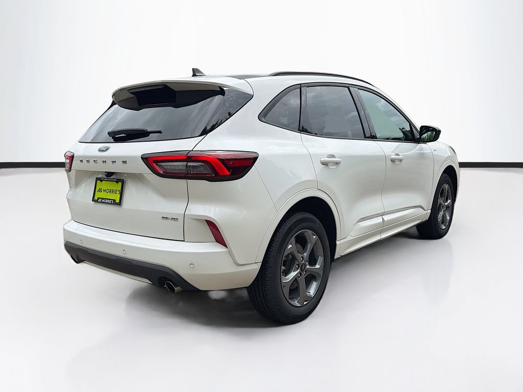 Certified 2024 Ford Escape ST-Line w/ Tech Pack #1 AWD/4WD image 5