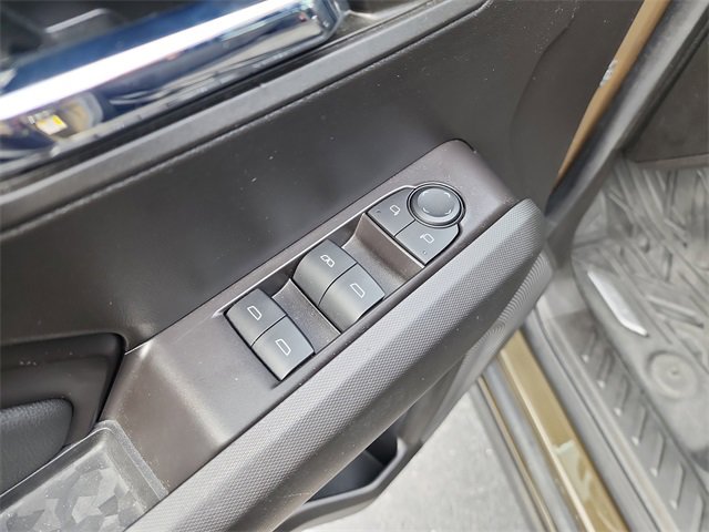 Used 2024 Chevrolet Colorado LT w/ LT Convenience Package image 13