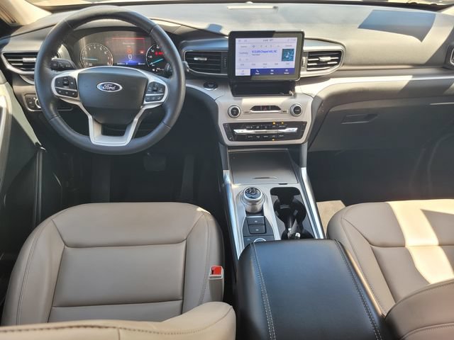 Certified 2023 Ford Explorer XLT w/ Equipment Group 202A AWD/4WD image 14