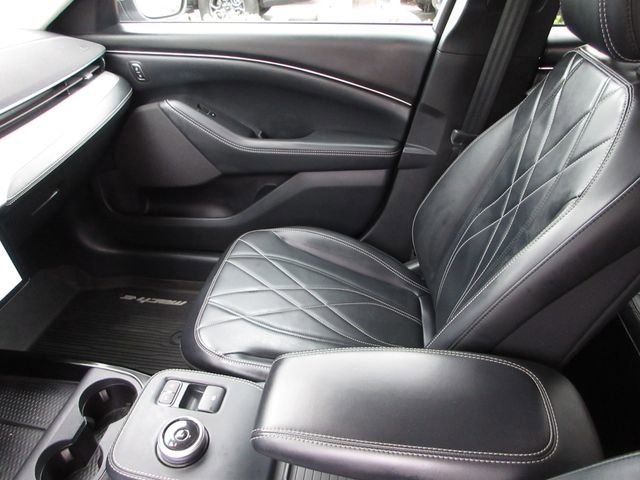Certified 2022 Ford Mustang Mach-E Select w/ Comfort/Technology Package image 23
