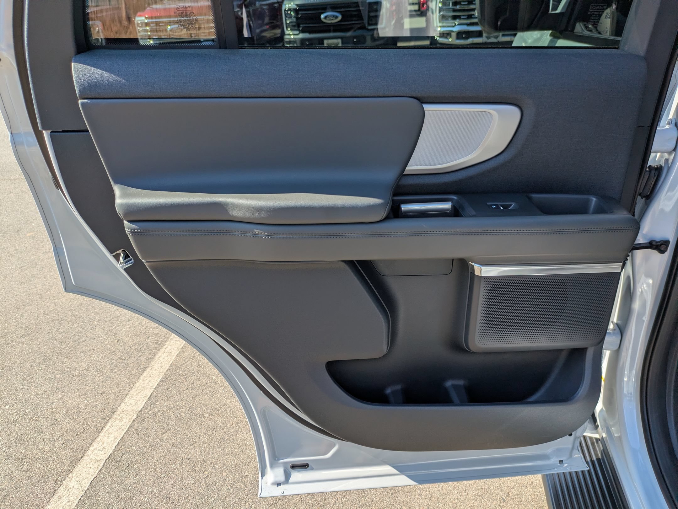 Certified 2026 Ford Expedition Active AWD/4WD image 29